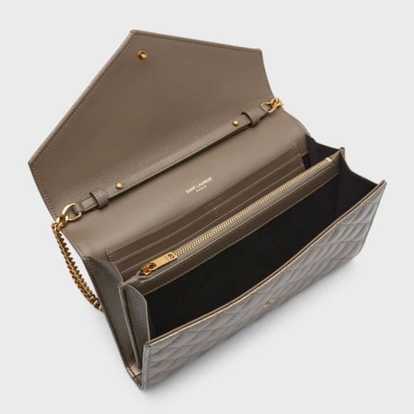 ***RESERVED! ***SOLD OFF OF PLATFORM! Saint Laurent Envelope Triquilt YSL WOC - Picture 7 of 16